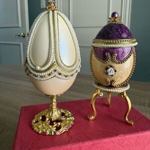 Elegant Decorative Egg Set (2pcs)